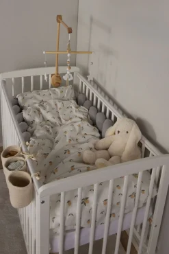 Børn AliceFox Alice & Fox ALEAH Flettet Sengerand 200cm, Light Grey