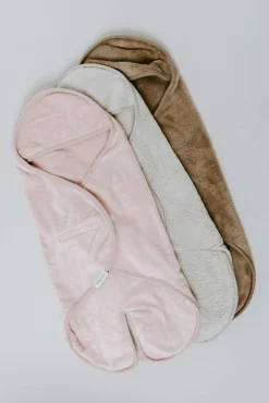 Børn BabysOnly Interiør-Baby's Only Hooded Baby Tæppe med Fødder Cozy, Old Pink