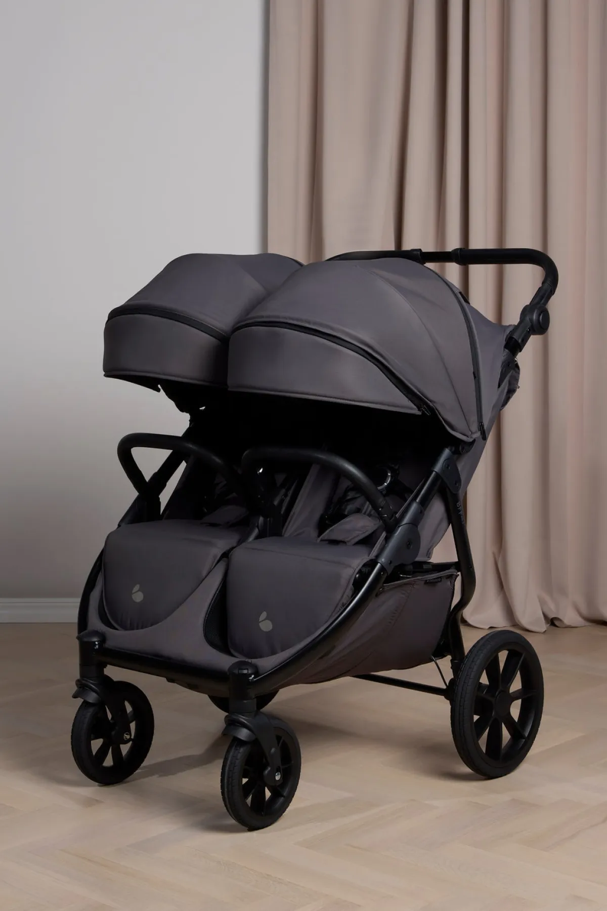 Beemoo BFF60 2 Søskendevogn inkl. Liggedel, Fog Grey