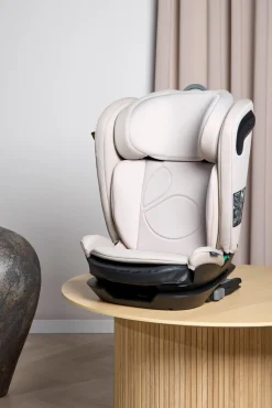 Beemoo Reform ISOFIX Autostol inkl. 3-i-1 Sædebeskytter, Oat/Black