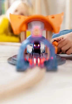 Brio Togbaner & Legeborde-33972 Smart Tech Sound Action tunnel rejsesæt
