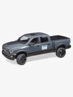 Bruder RAM 2500 Power Wagon Inkl. Trailer m. Roadster Racing Team