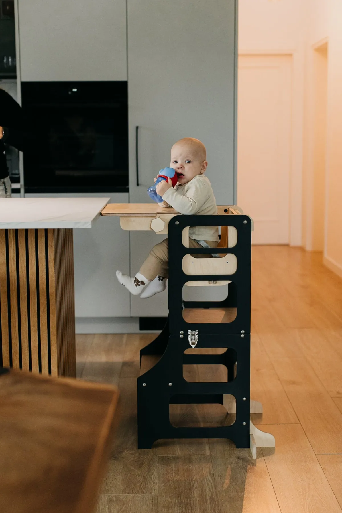 Børnemøbler|DuckWoodworks Duck Woodworks 3-i-1 Sammenklappeligt Læringstårn med Højstol, Sort