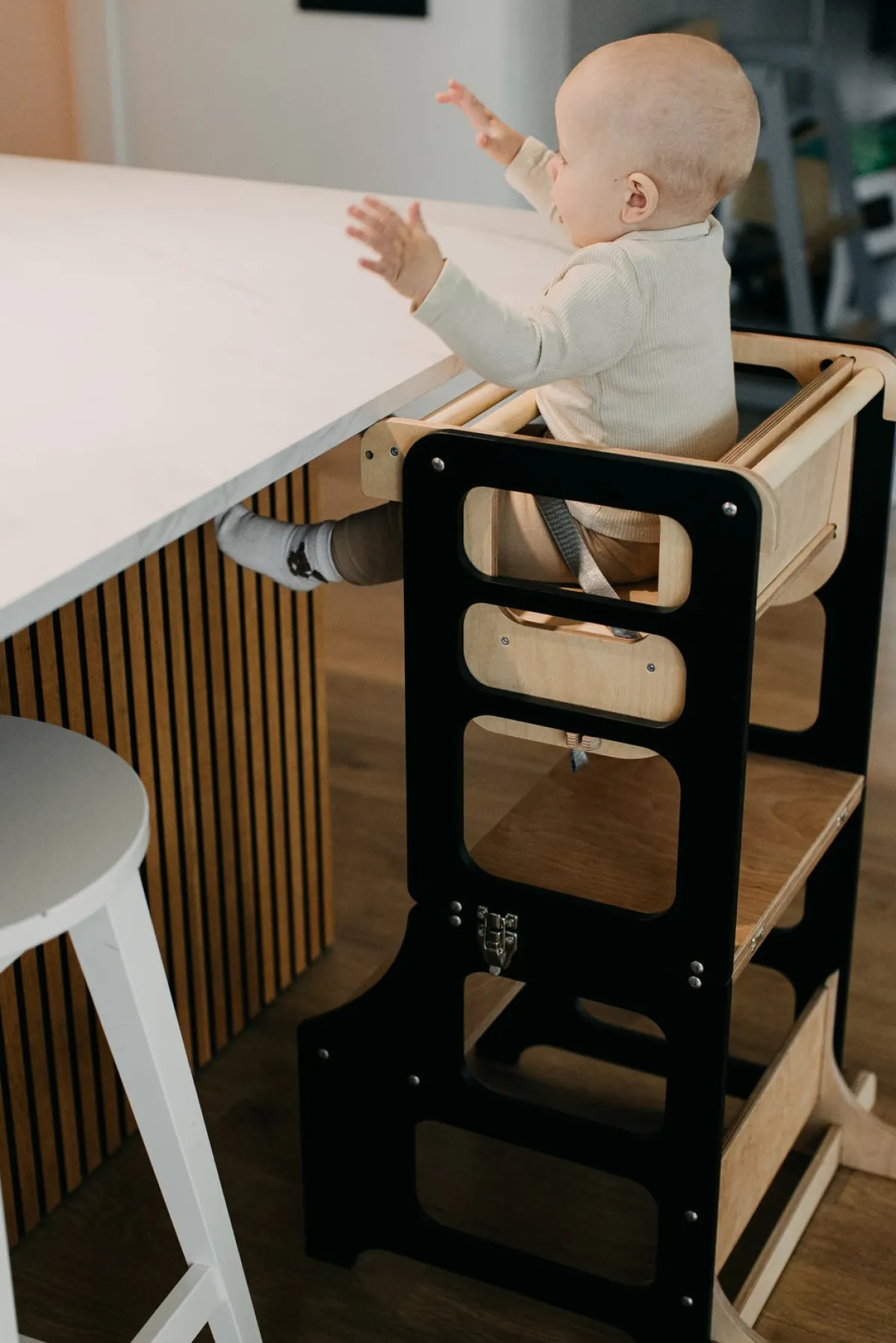 Børnemøbler|DuckWoodworks Duck Woodworks 3-i-1 Sammenklappeligt Læringstårn med Højstol, Sort