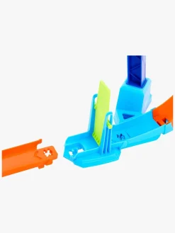 HotWheels Hot Wheels Stunt Tracks Corkscrew Jump Champion Racerbane