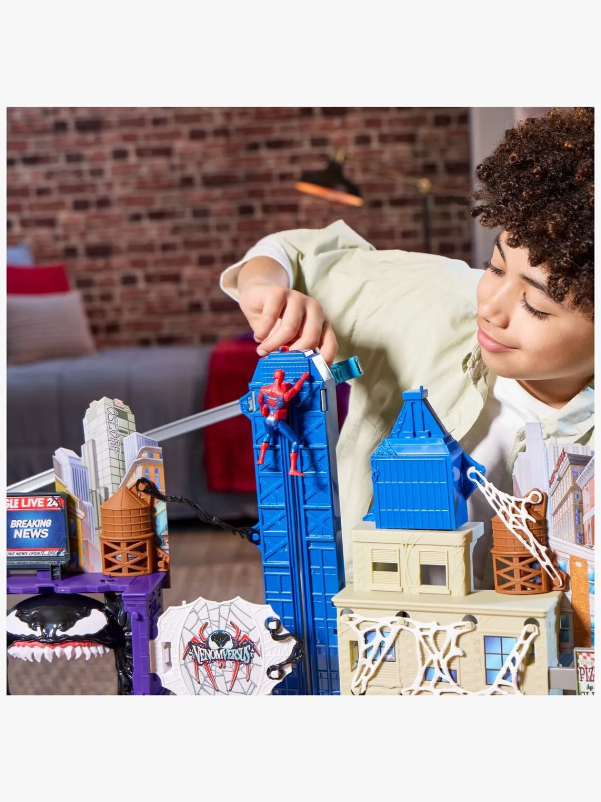 MarvelSpiderMan Marvel Spider-Man Venomversus Legesæt Web City Showdown