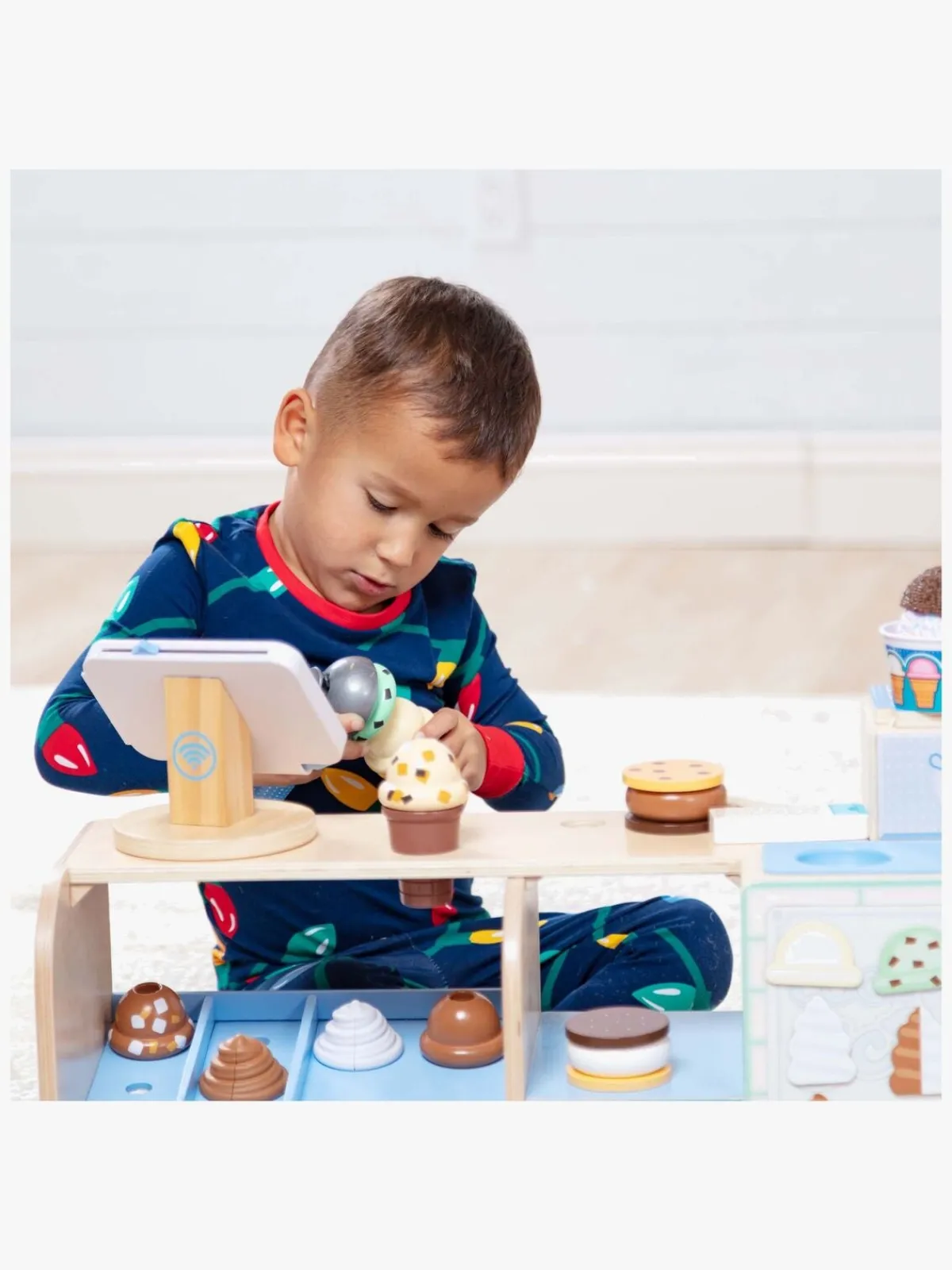 MelissaDoug Rolleleg-Melissa & Doug Cool Scoops Isbod 42 Dele