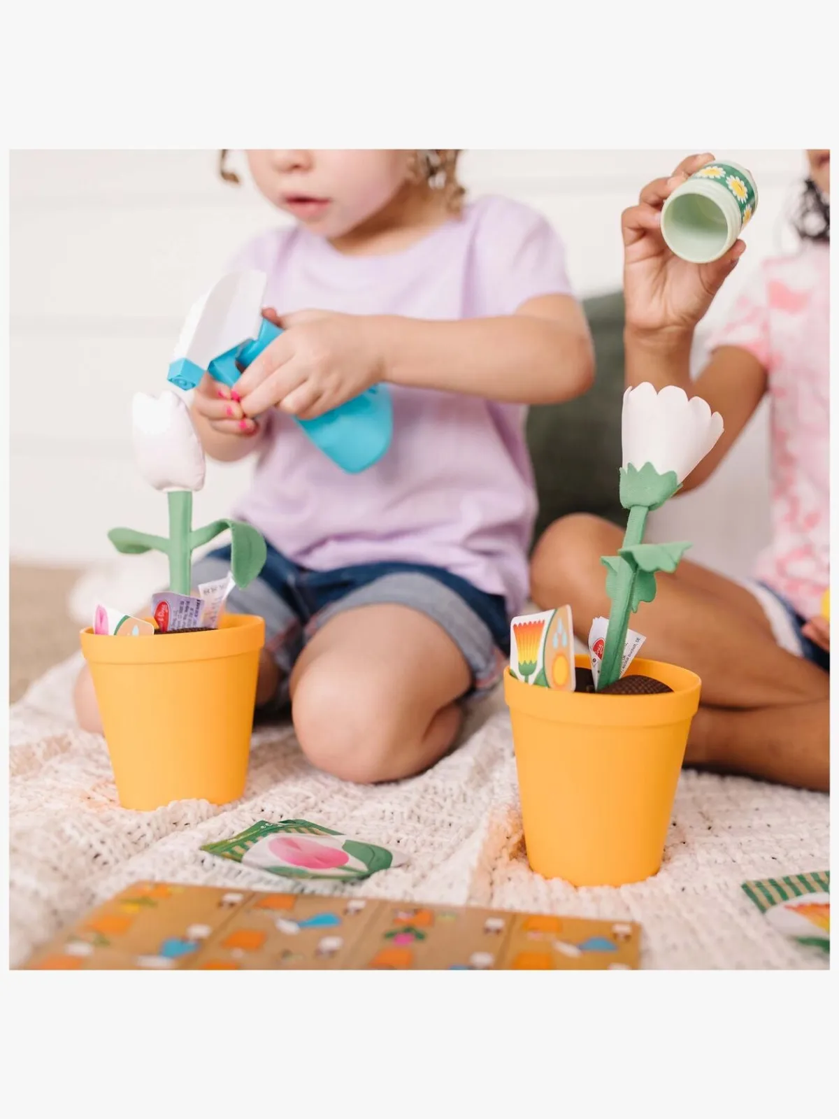 MelissaDoug Melissa & Doug Let's Explore Havelegesæt med 2 Blomster