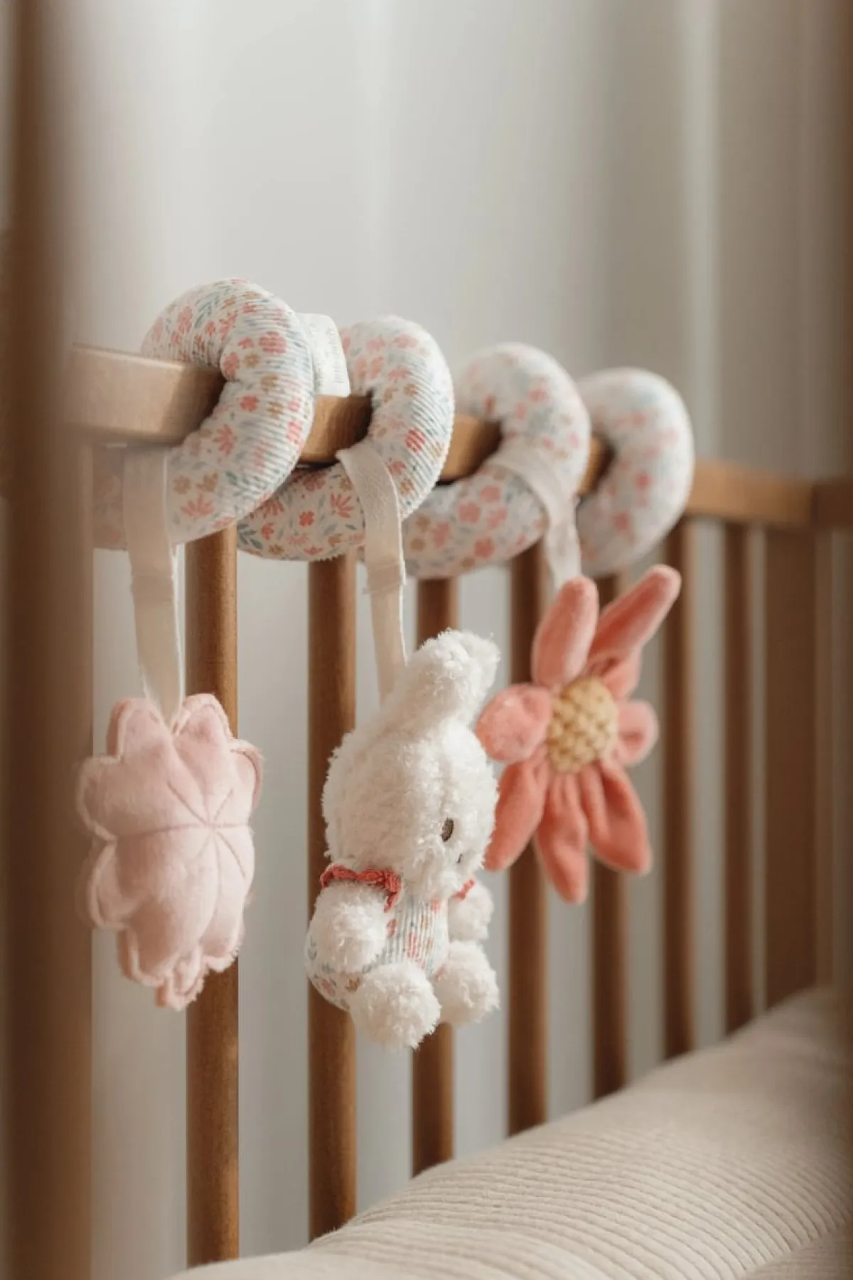 Miffy Babylegetøj-x Little Dutch Aktivitetslegetøj, Lucky Blossom