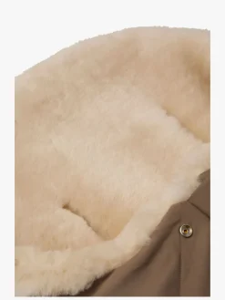 Nordlys Køreposer-Thyra Lammeskindskørepose, Valnød/Beige