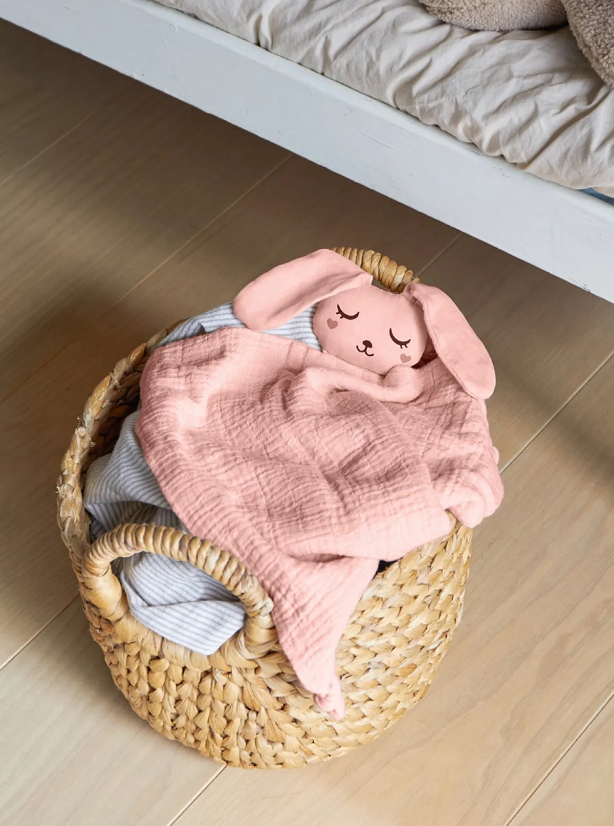 Roommate Nusseklud Kanin, Pink