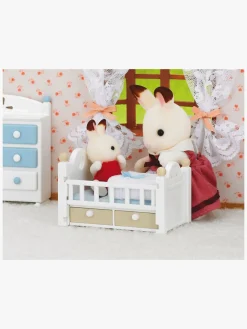 SylvanianFamilies Sylvanian Families Figursæt Chokoladekaninbaby med Seng